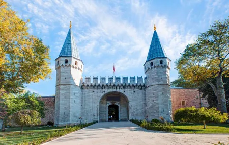 Topkapi Palace and Bosphorus Cruise Entry Tickets & Audio Guides