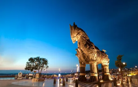 Private 2-Day Guided Gallipoli and Troy Tour from Istanbul (Up to 4 Person)