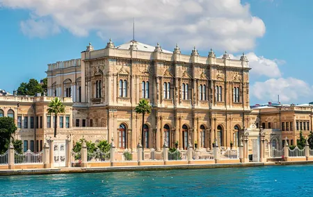 Guided Full Day Dolmabahce Palace and Bosphorus Tour