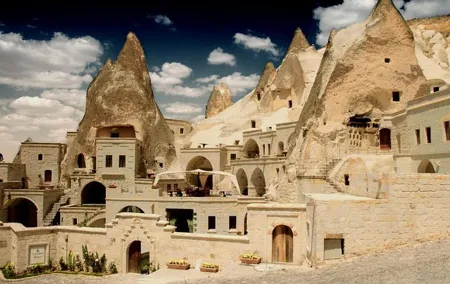 Cappadocia Pamukkale Salda Lake Trip with Balloon Ride Option from/to Istanbul