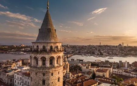 Galata Tower and Bosphorus Cruise Tickets with Audio Guides