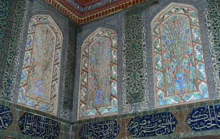 The Topkapi Palace, Historical town guided tour / Solo / Groups