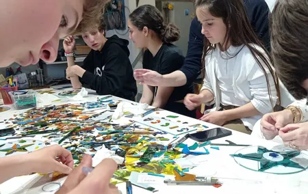 Glass Fusing Workshop with Senior Glass Master | Create your Art