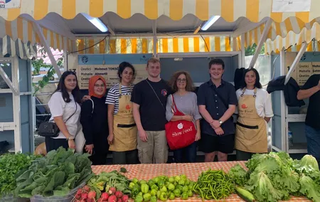 Earth Market & Family Table Experience from Istanbul