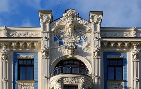 Small Group Art Nouveau walking tour 2h