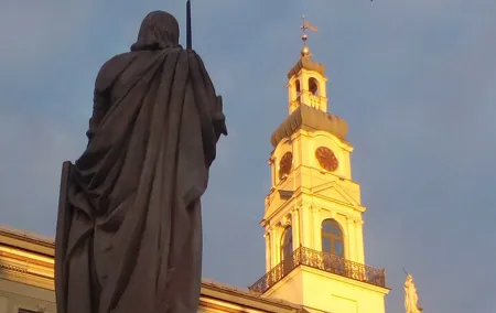 2 Hours Walking Tour in Legends and Secret of Riga's Old Town