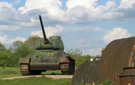 Full-Day Private Trip to Nuclear Missile Base and Secret Soviet Bunker