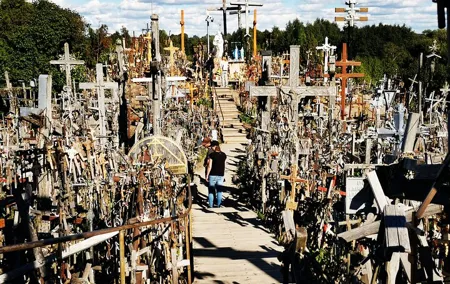 The Hill of Crosses (LT) the easiest way from Riga