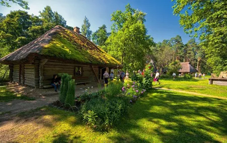 Private Trip to Latvian Open-Air Museum and Riga Motor Museum