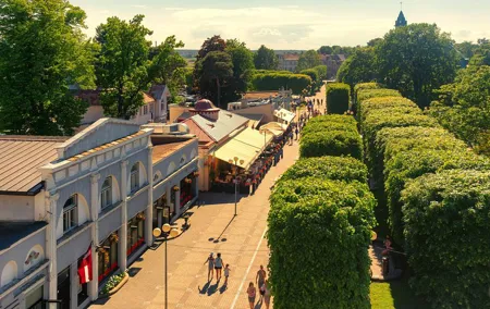 Mesmerizing Jurmala Walking Tour for Couples