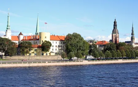 Private Shore Excursion: Highlights of Riga and Art Nouveau Museum