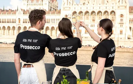 Budapest: Unlimited Prosecco, Beer & Aperol Spritz Cruise