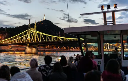 Budapest Danube River Sightseeing Night Cruise with Drinks