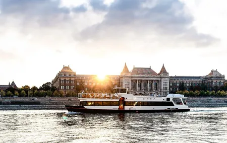 Budapest River Cruise with Welcome Tokaj Frizzante & Audio Guide