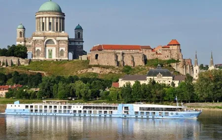Danube Bend Private All Day Tour with Lunch, with entrance fees and cruise