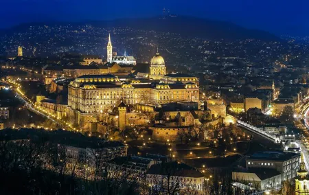2-Hour Private Night Tour of Budapest