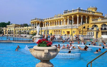 Super Saver:Széchenyi Spa Ticket with Cruise and Optional Dinner