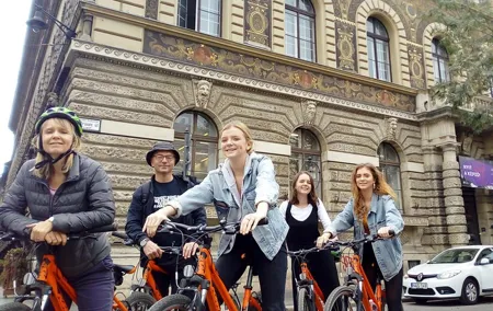 Budapest Historic Downtown Bicycle Tour in small groups