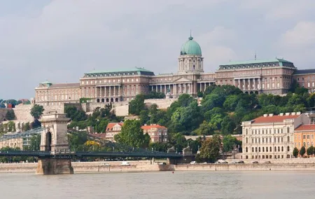 Classic Walk in Budapest