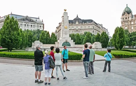 Budapest Hammer & Sickle Communist Times Tour