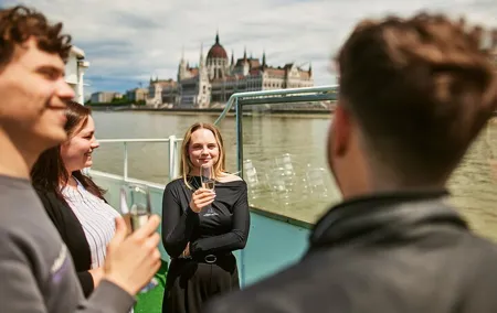 Summer Danube Brunch Cruise in Budapest