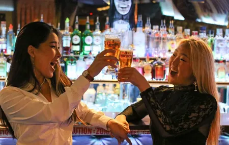 Budapest: Nightlife Bar Crawl & Dark History Walking Tour