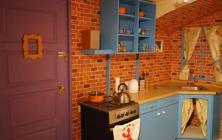 90s Sitcom Escape Room Adventure with Drinks