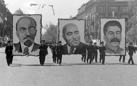 Life Under Communism" with optional visit to the House of Terror