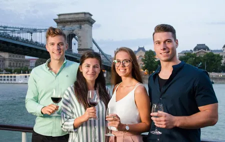 Summer Daytime Cruise on the Danube with Drink Options