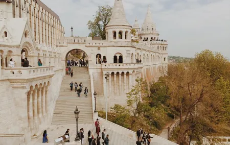 Budapest Highlights Self guided scavenger hunt and Walking Tour