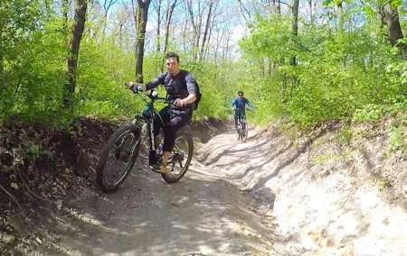 Budapest E-Mountain Biking in Buda Hills