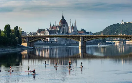 Sunrise SUP to the heart of Budapest
