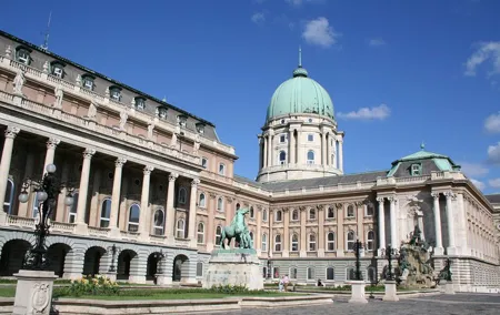 Budapest Buda side tour: Conquer the Castle