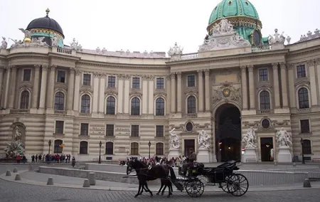Full day private guided tour of Vienna from Budapest with Lunch