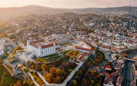 Private day trip from Budapest to Bratislava, Vienna, and back