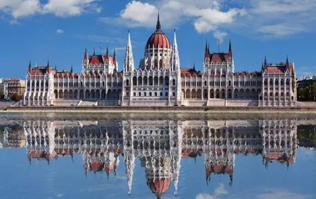 8 days European Highlights PRIVATE TOUR from Budapest including Budapest Vienna Prague and Bratislava