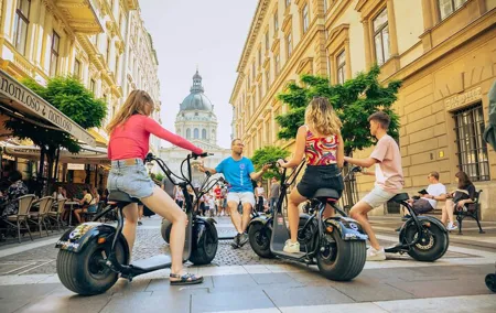 E-Scooter Half-Day Private Tour in Budapest with Food Tastings