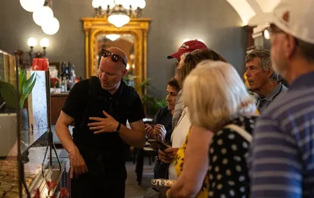 Budapest Bites: 3-hr Street Food Tour with Hungarian Delicacies