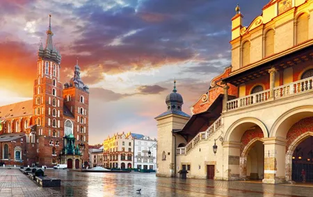 Exclusive Private Transfer from Budapest to Krakow, Door-to-Door