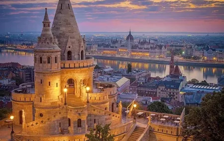 Hire Photographer, Professional Photo Shoot - Budapest