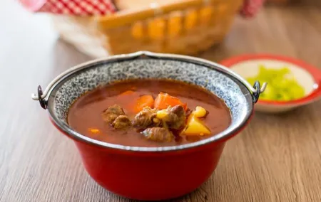 Goulash Country - Hungarian Food Tour with Wine Tasting & Coffee House