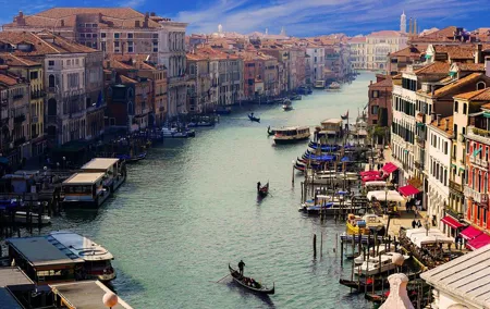 Private Transfer from Budapest to Venice, English-speaking driver