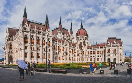 Private Communism Tour in Budapest with Local Expert Guide