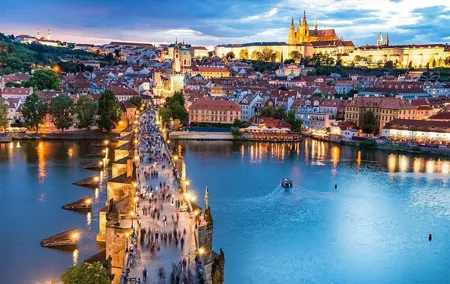 Budapest-Prague private transfer with a luxury van