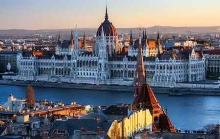 Private Shopping Tour From Budapest to Pandorf Outlet