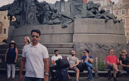 Budapest Highlights: Private Guided Walking Tour