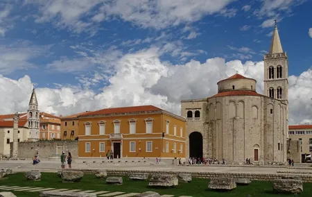 Private Transfer from Budapest to Zadar, Hotel-to-hotel, English-speaking driver