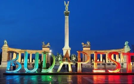 Best Budapest Half Day Bus Tour with River Cruise
