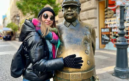 Private Family Walking Tour of Budapest Old Town with Cruise
