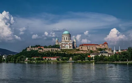 The Beautiful Danube Bend Private Day Tour